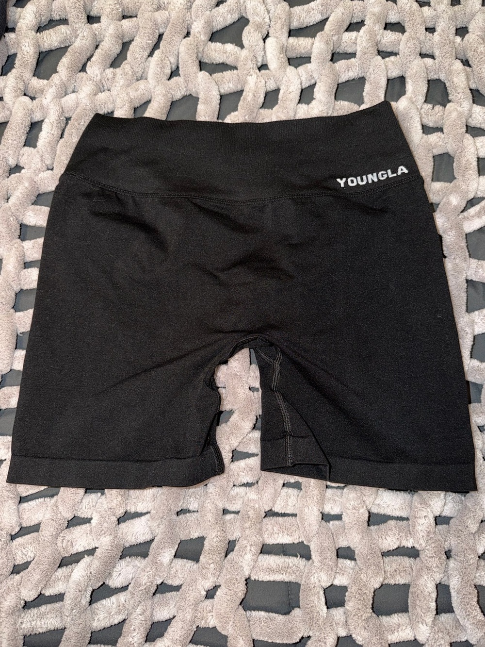 youngla kove seamless shorts